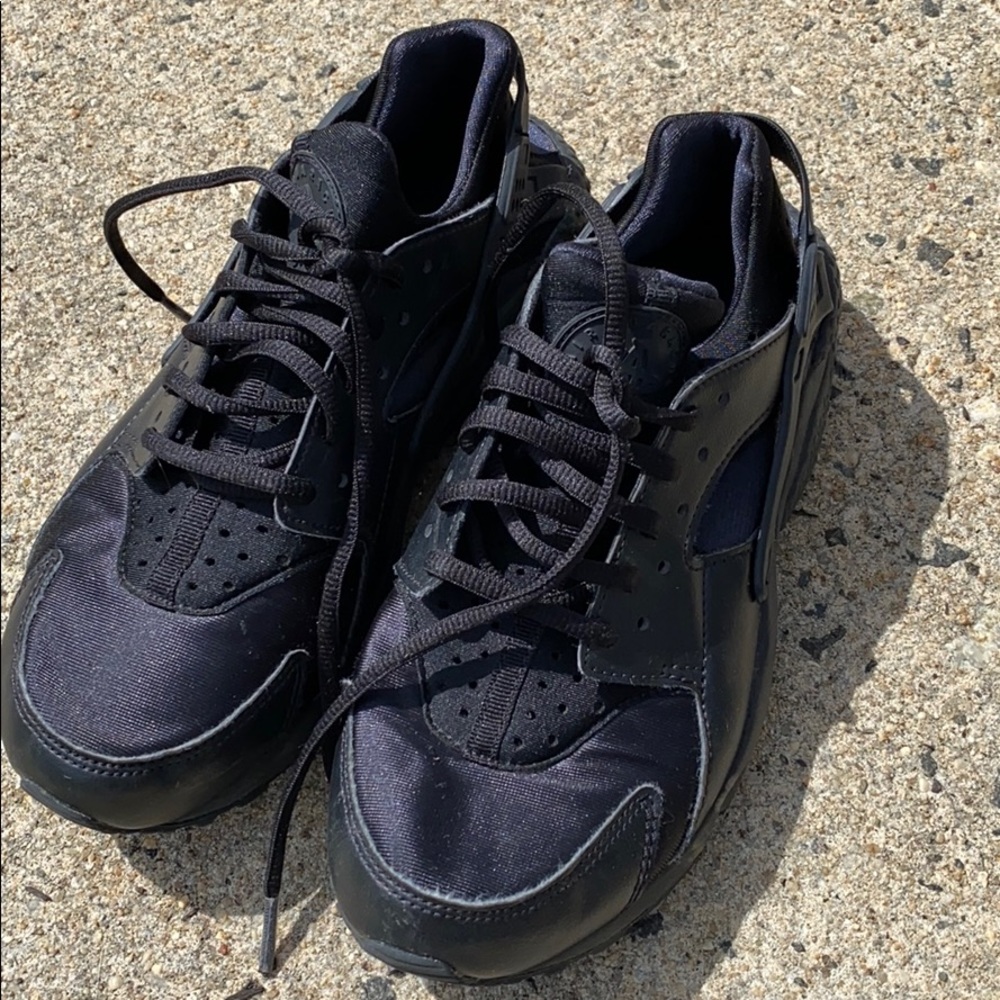 Black Huarache Sneakers